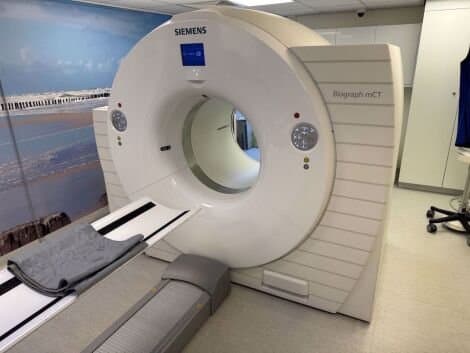 Siemens Biograph mCT 64 4R. Gantry and patient table.